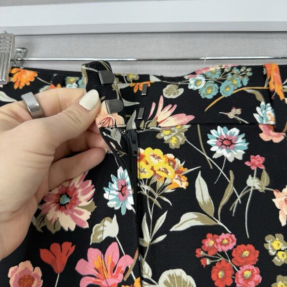 Loft Womens Pants 8 Black The Riviera Cropped Wildflower Floral Cottagecore Boho - Picture 3 of 15